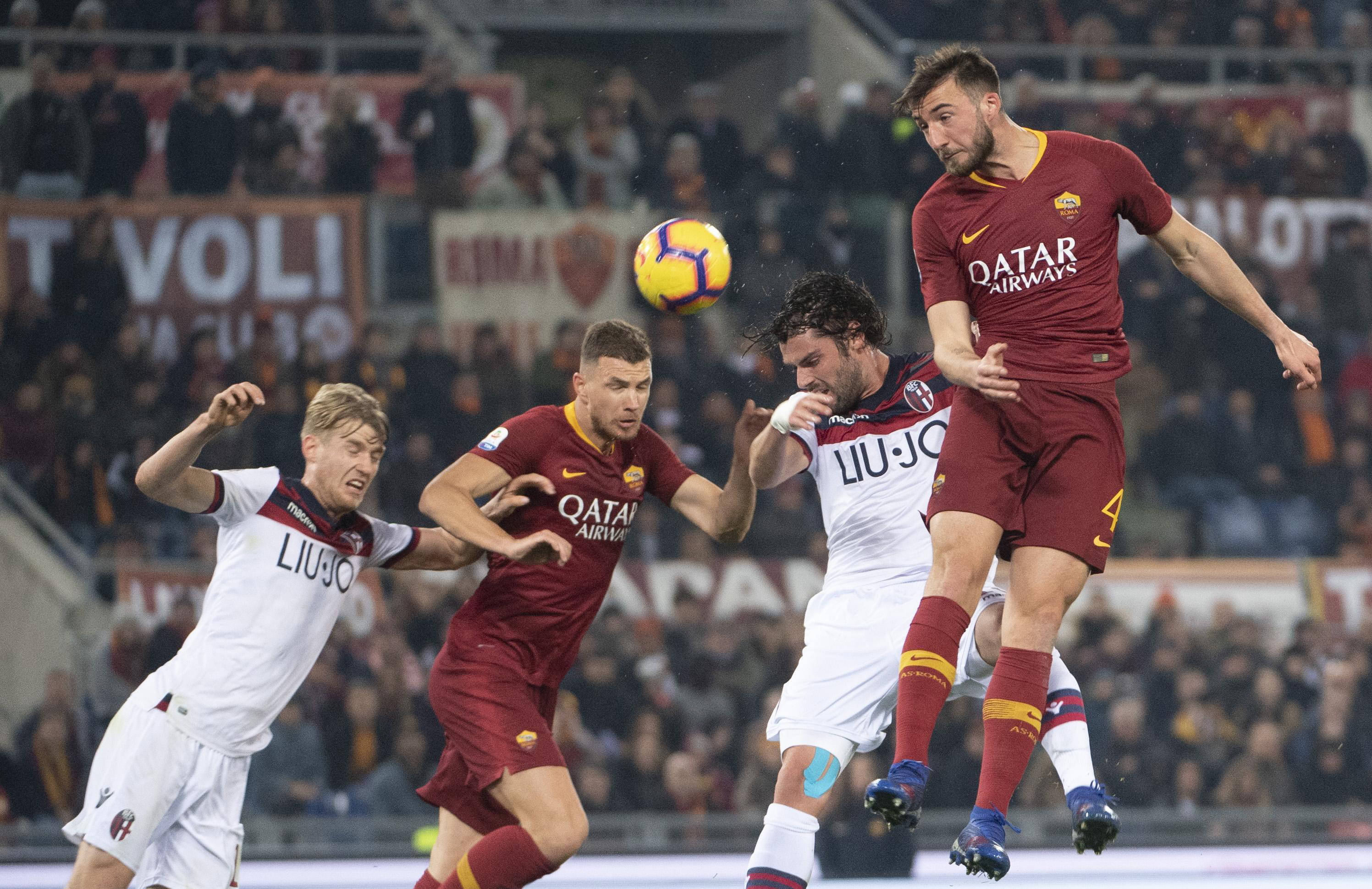 拉齐奥主场大胜，继续领跑意甲积分榜