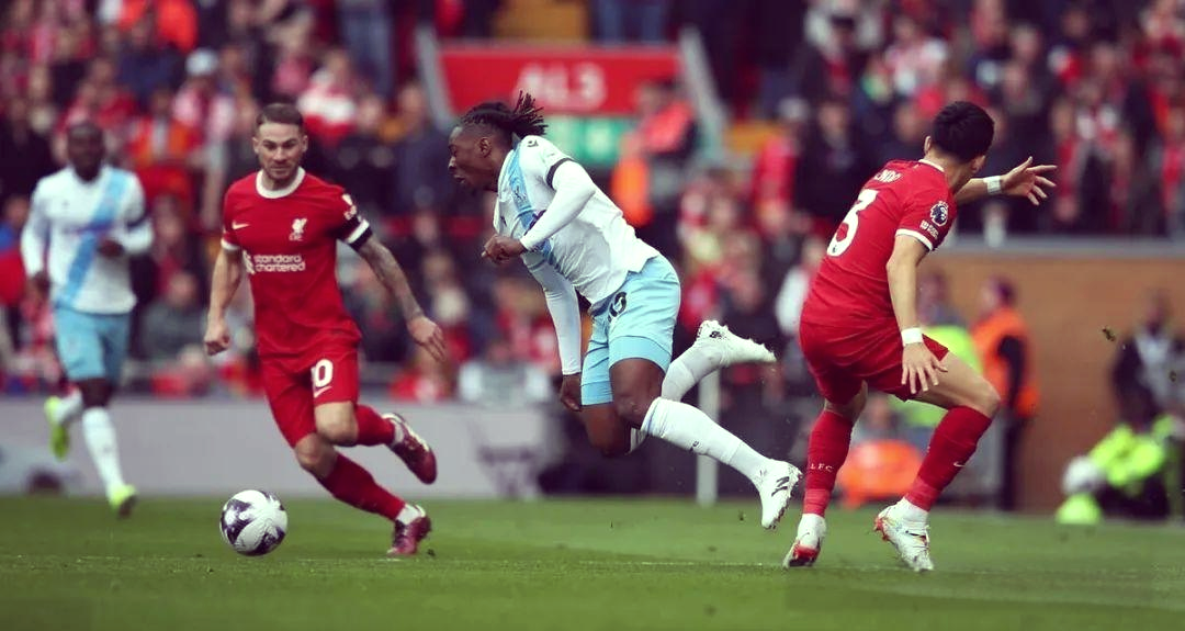 利物浦遭遇连败，客场难以取胜