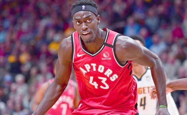  西亚卡姆爆冷击败勇士，出色防守引爆全场！